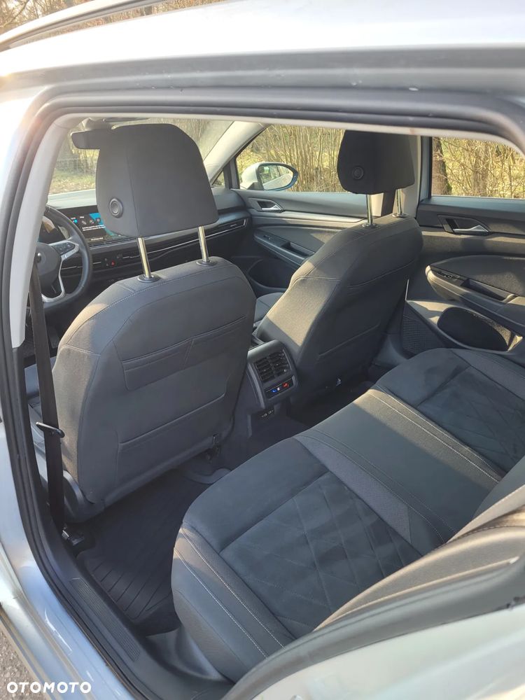 Volkswagen Golf - 23