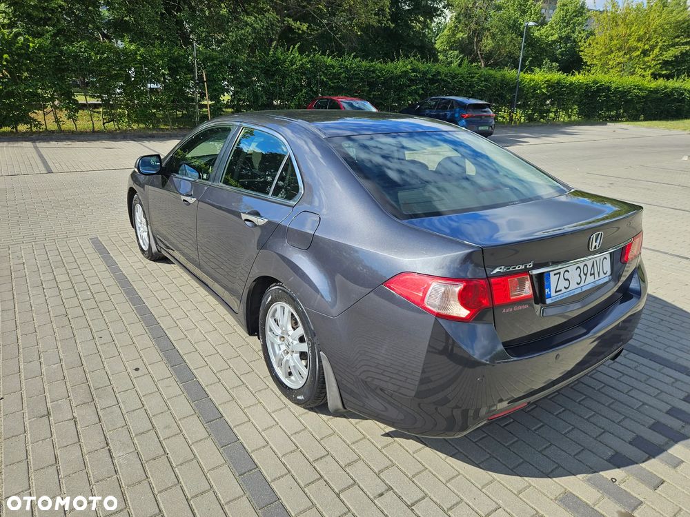 Honda Accord 2.0 Elegance - 4