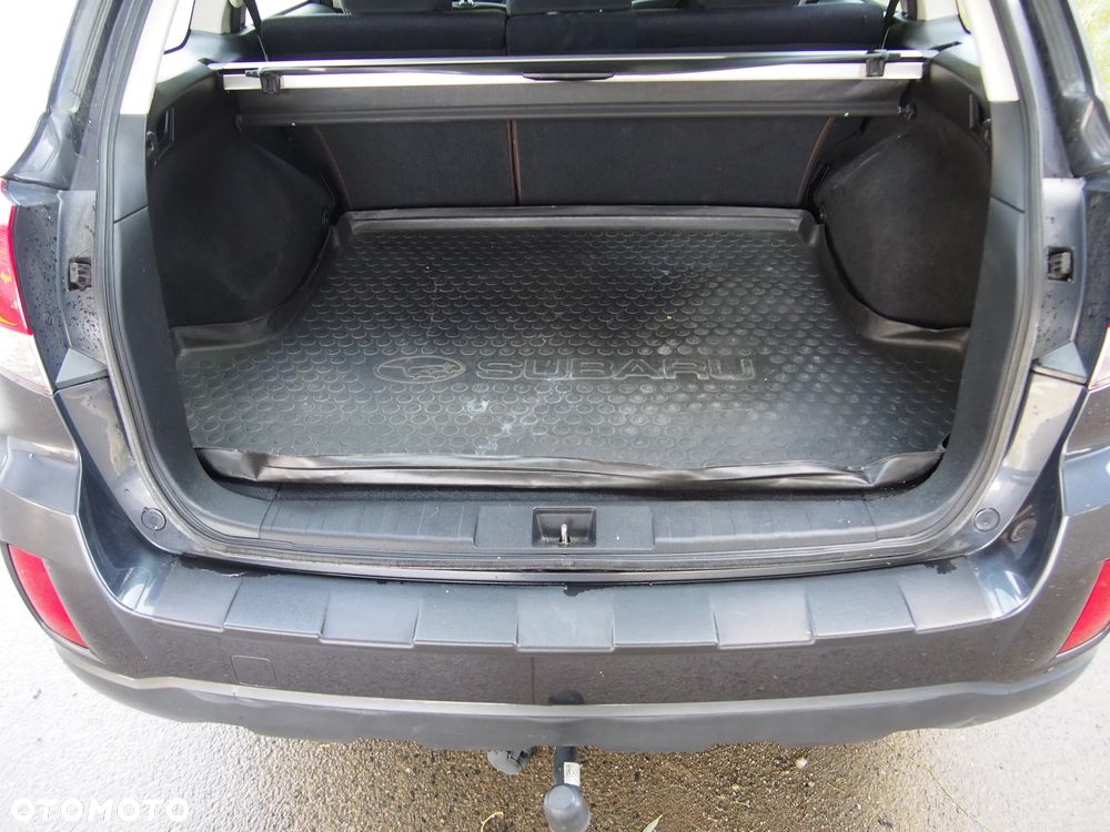 Subaru Outback 2.5i Lineartronic Active - 34