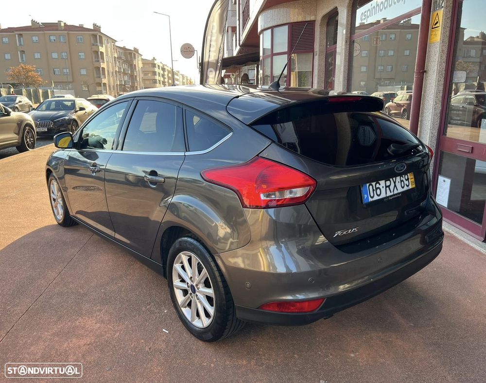 Ford Focus 1.0 SCTi Titanium - 2