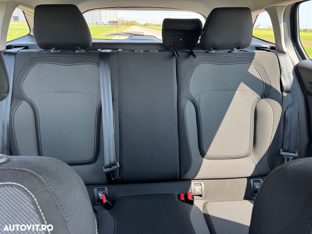 Renault Megane Blue dCi 116 Life - 23
