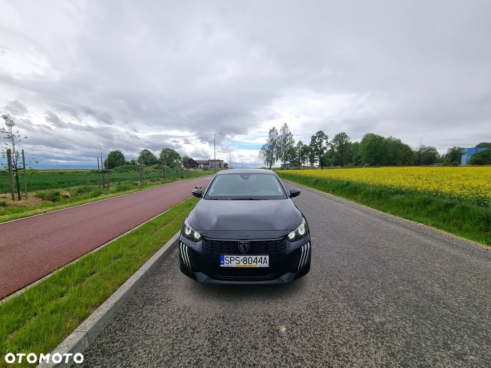 Peugeot 208 - 28
