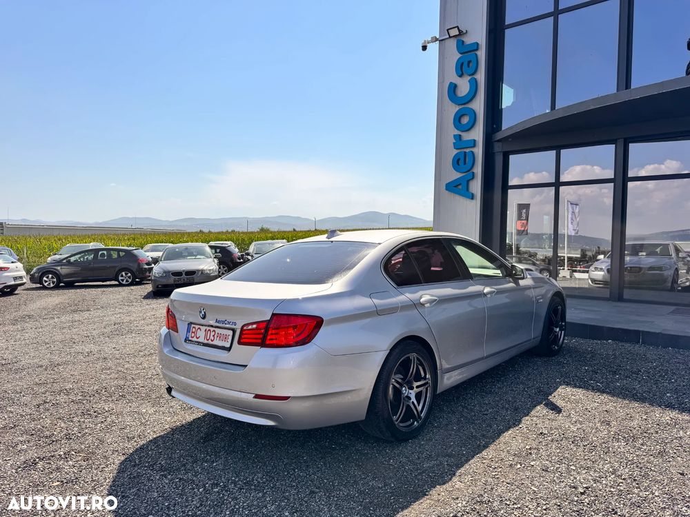 BMW Seria 5 520d Aut. - 9