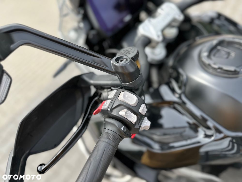 Triumph Tiger - 30