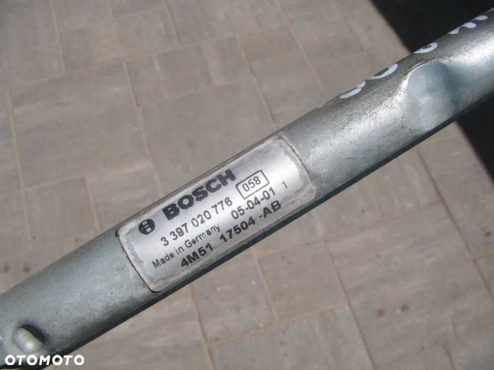 ford focus mk2 3d  05r mechanizm wycieraczki przód z silnikiem  3397020776 - 2