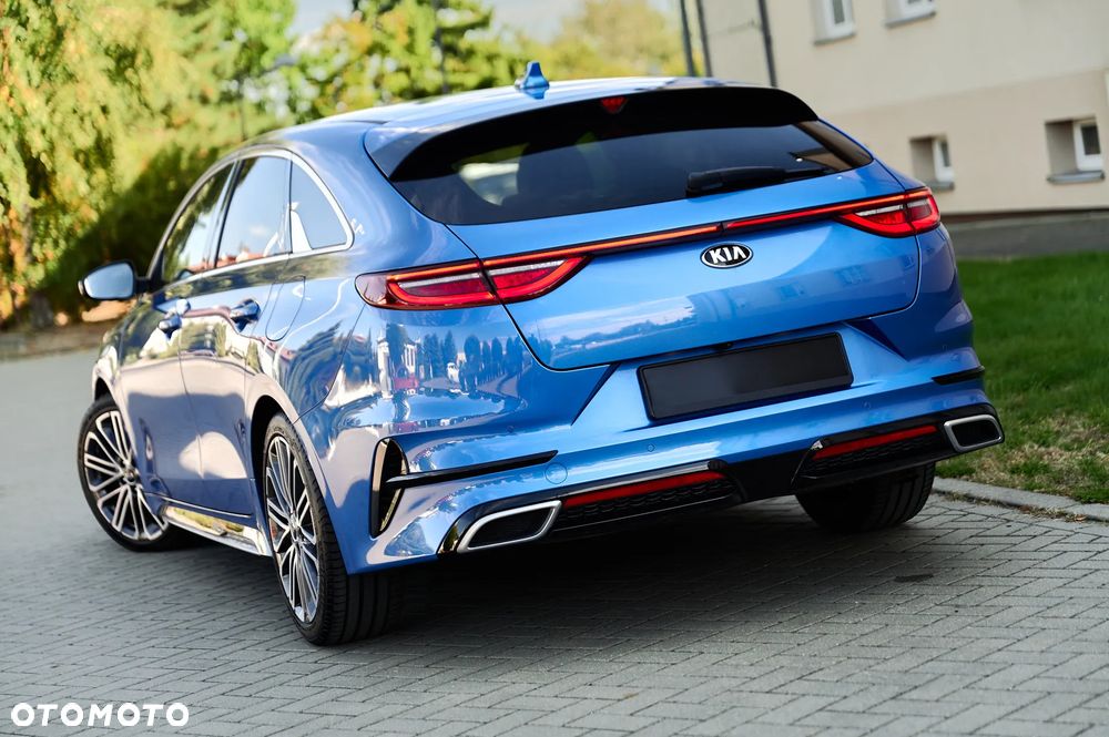 Kia ProCeed 1.4 T-GDI DCT7 OPF GT LINE - 3