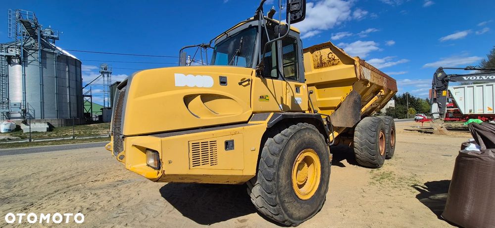 Bell B30D, B 30 D, bardzo ładna od 1 właściciela, tylko 10.800h - 8