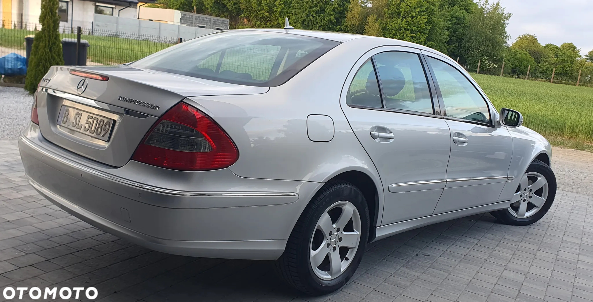 Mercedes-Benz Klasa E - 17