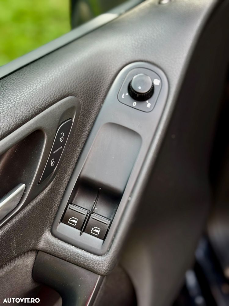 VOLKSWAGEN Golf 2010 — imagine 15