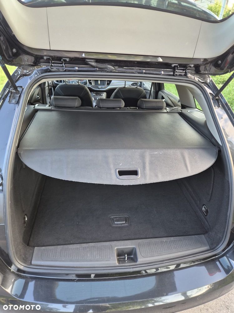 Opel Astra 1.6 CDTI Sport - 23