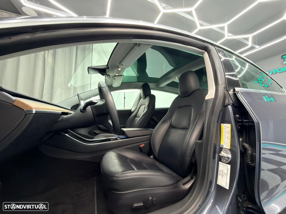 Tesla Model 3 Long-Range Dual Motor AWD - 19