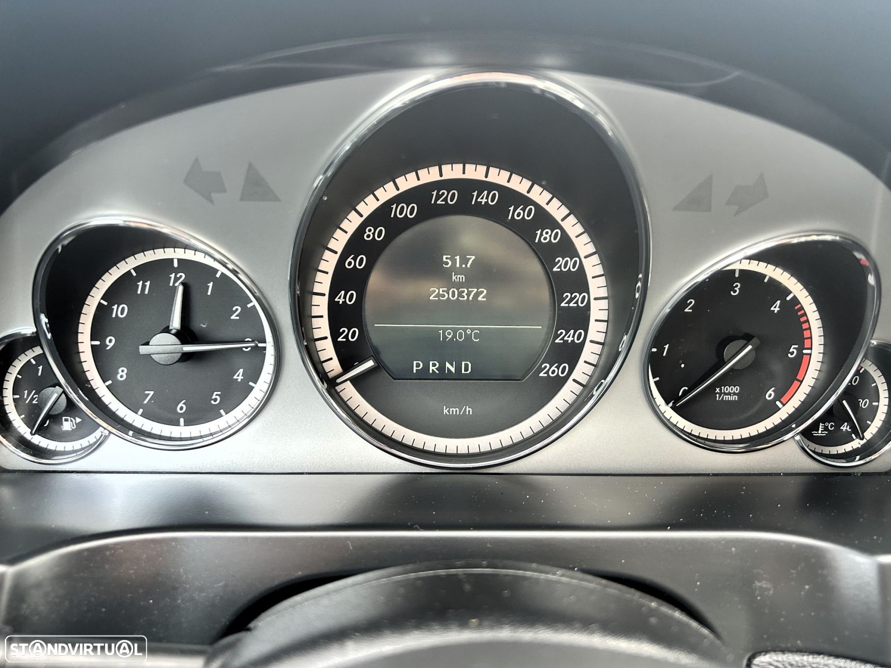 Mercedes-Benz E 250 CDi Avantgarde BlueEfficiency Auto. - 17