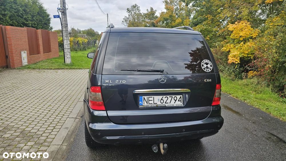 Mercedes-Benz ML - 8