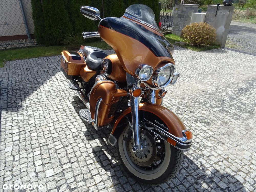 Harley-Davidson Touring Electra Glide - 11