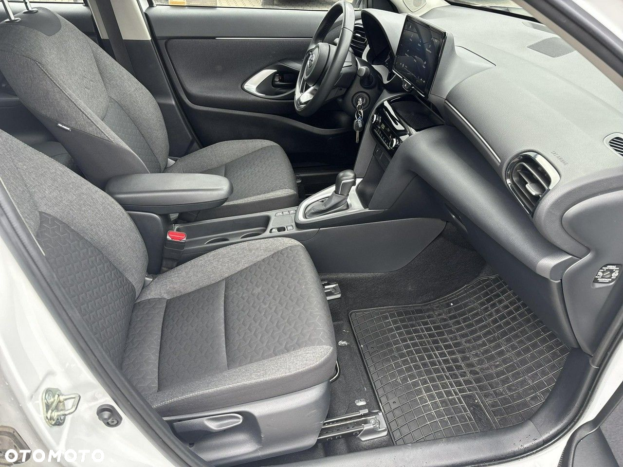 Toyota Yaris Cross Hybrid 1.5 Dynamic - 18
