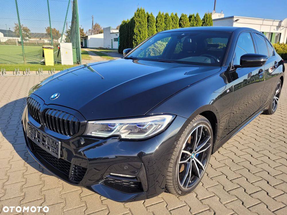 BMW Seria 3 330d xDrive - 1