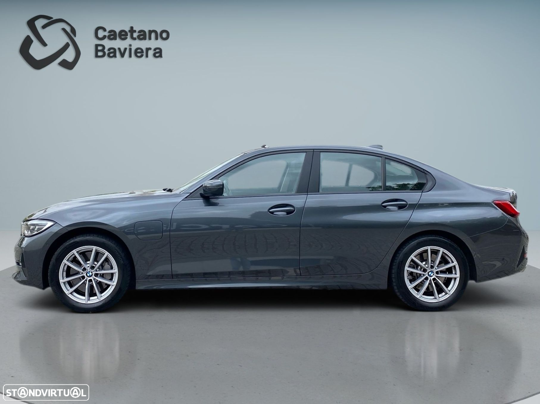 BMW 330 e Auto - 27