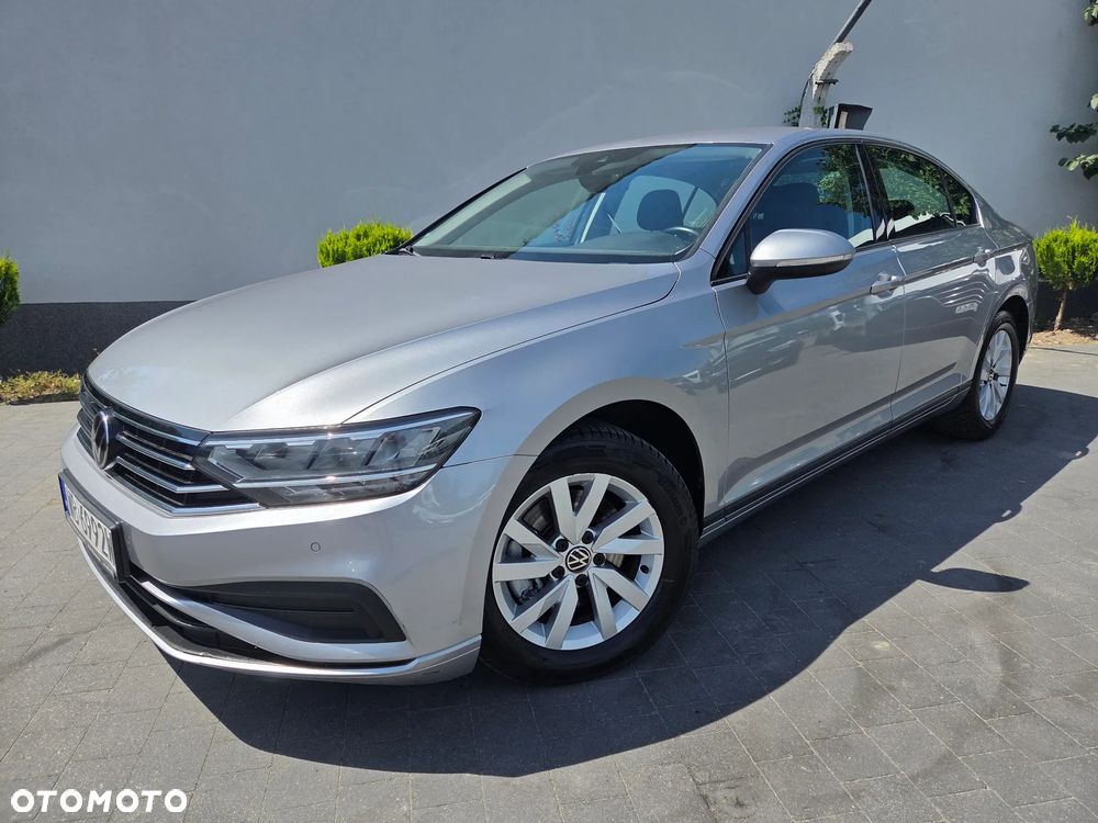 Volkswagen Passat - 28