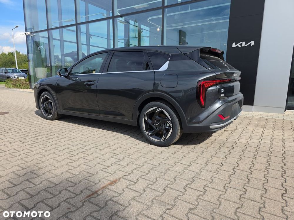 Kia Inny - 7