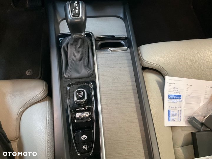 Volvo V60 D4 SCR AWD - 14