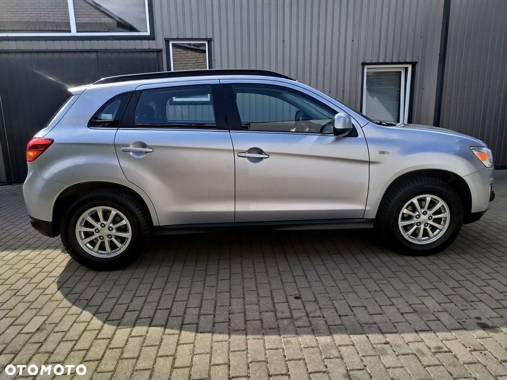 Mitsubishi ASX - 9