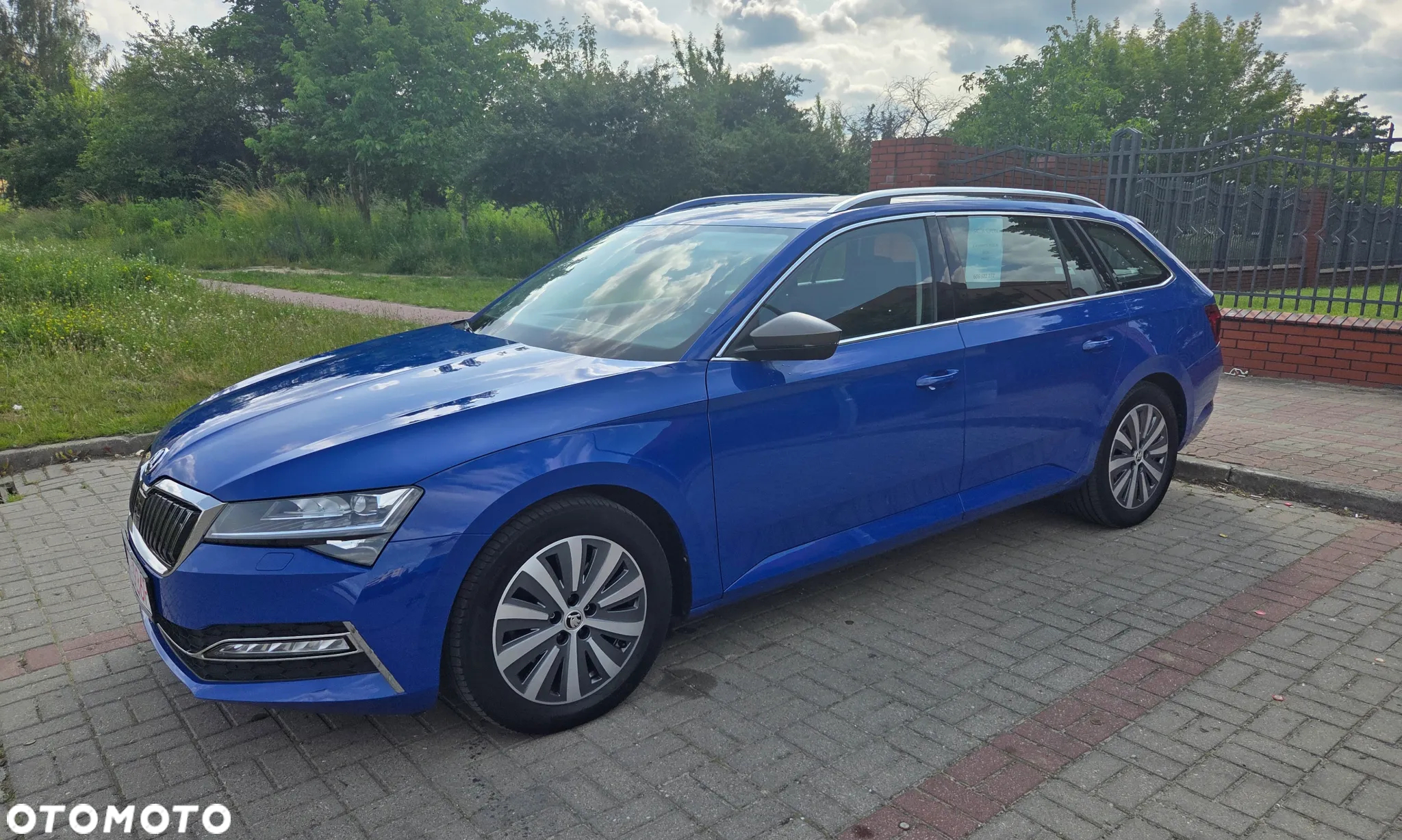 Skoda Superb Combi 1.4 TSI iV DSG Style - 4