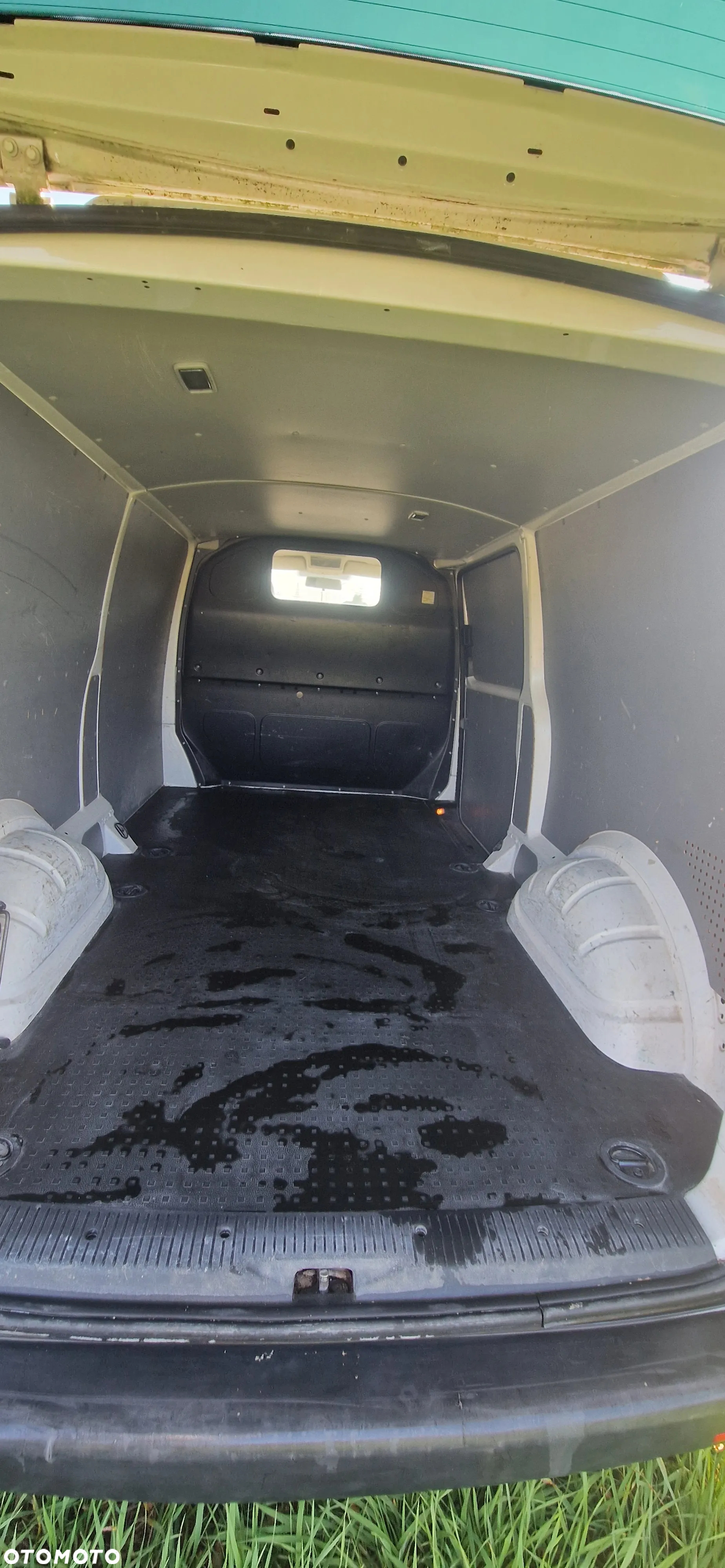Volkswagen Transporter - 14