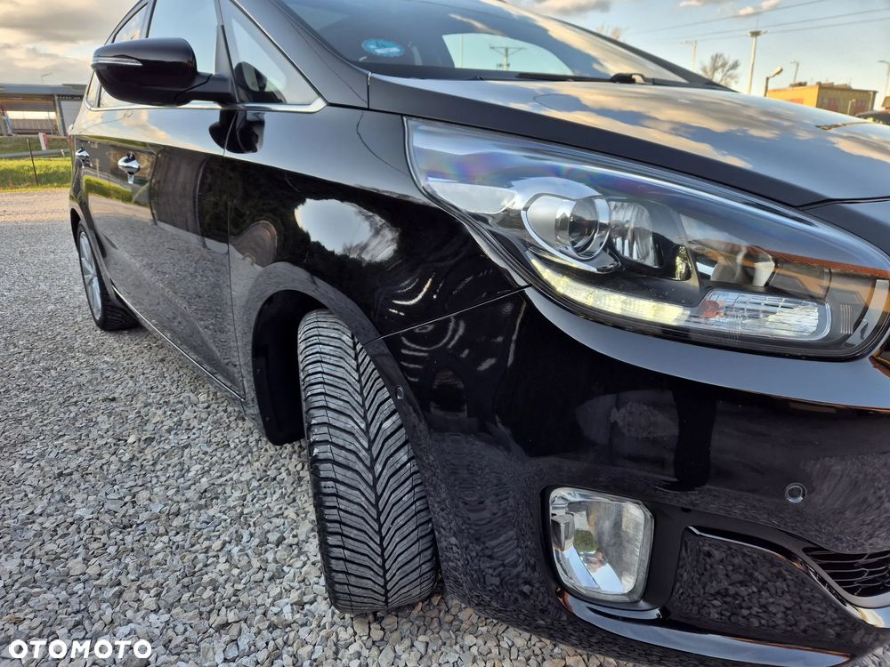 Kia Carens 2.0 GDI Edition 7 - 10