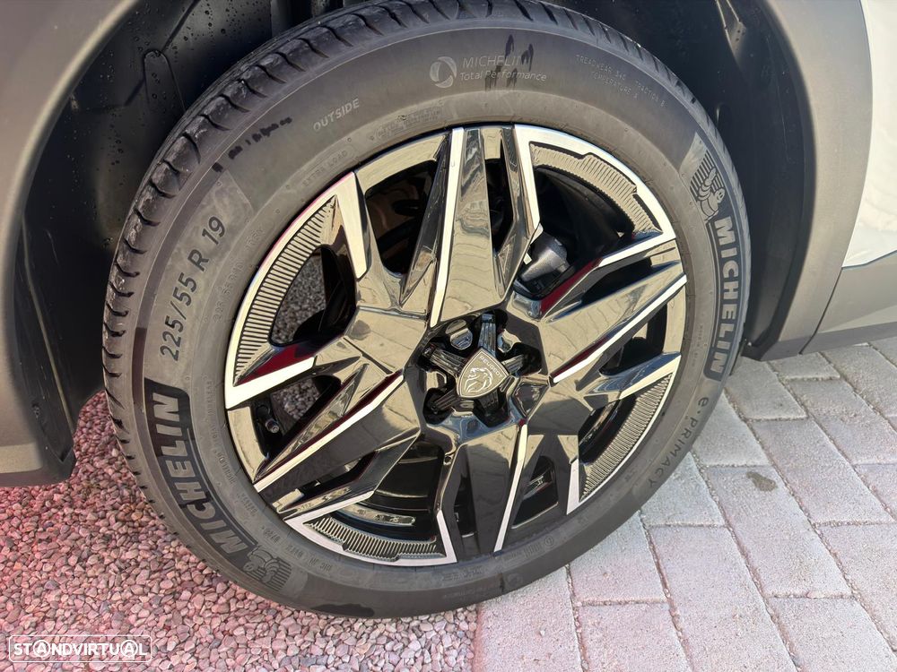 Peugeot 3008 Hybrid 145 e-DSC6 Allure - 33