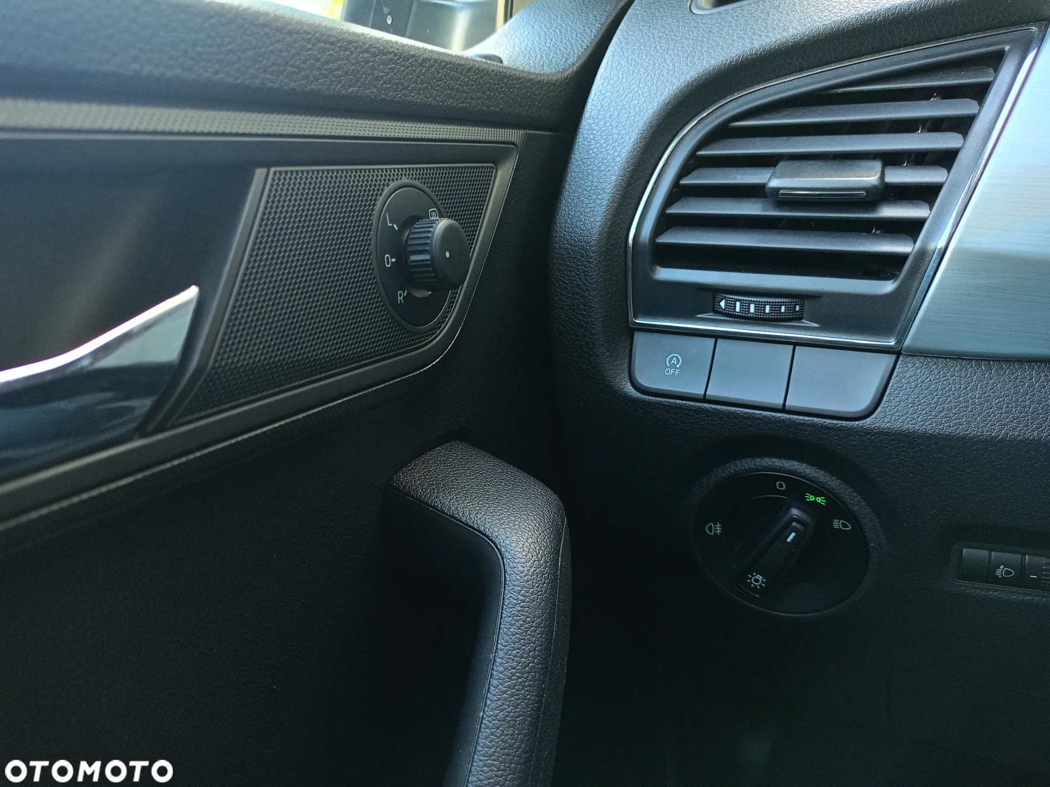Skoda Fabia 1.0 TSI Ambition - 12
