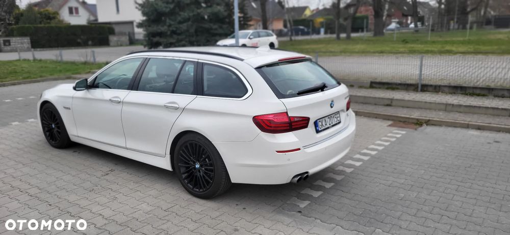 BMW Seria 5 520d Luxury Line - 3