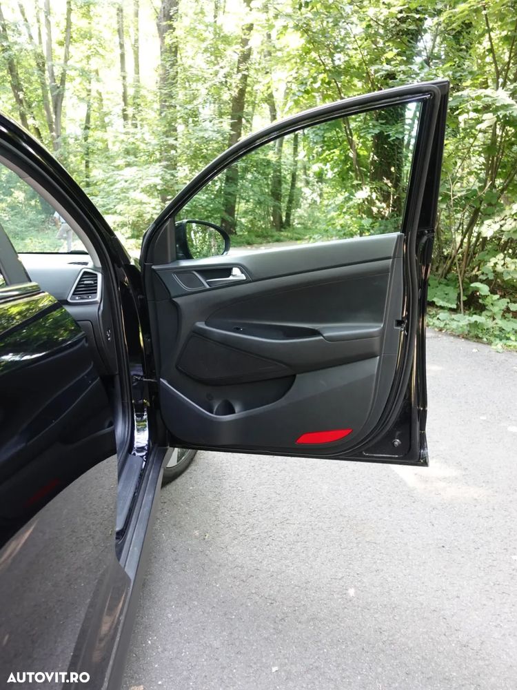 Hyundai Tucson 1.6 Turbo 4WD Premium - 16