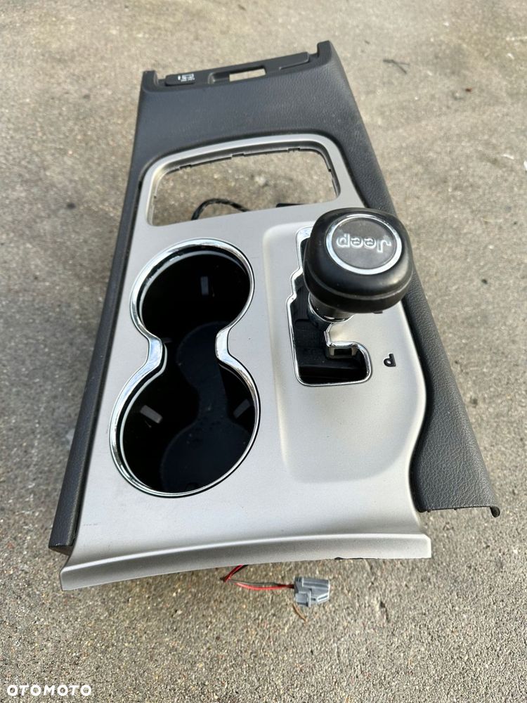 Wybierak Zmiany Biegów Jeep Grand Cherokee WK2 2011- P52124792AB - 4