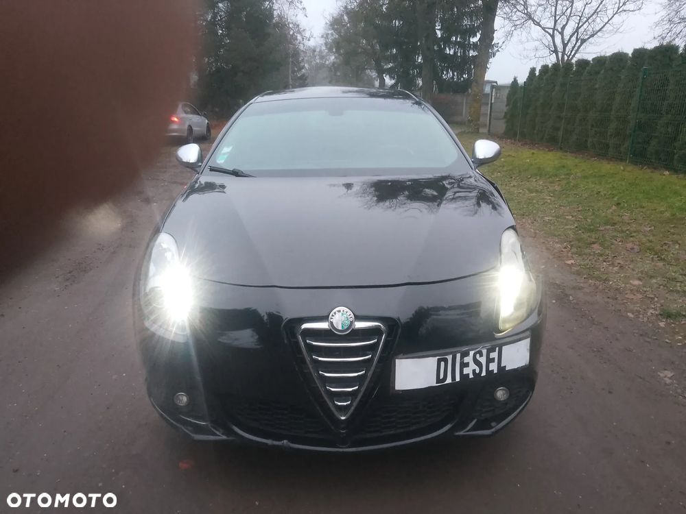 Alfa Romeo Giulietta - 12