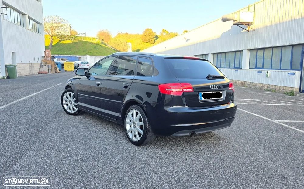 Audi A3 Sportback 1.6 TDI Sport - 4