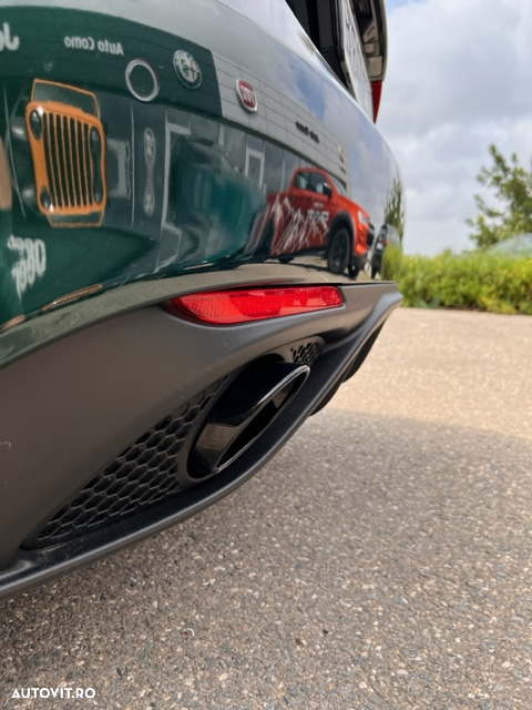 Alfa Romeo Giulia - 11