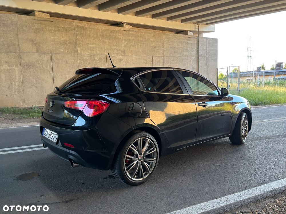 Alfa Romeo Giulietta 1.4 TB 16V Impression - 12