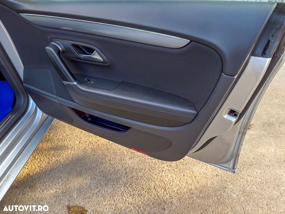 Volkswagen Passat CC 2.0 TDI BlueMotion Technology DSG - 36