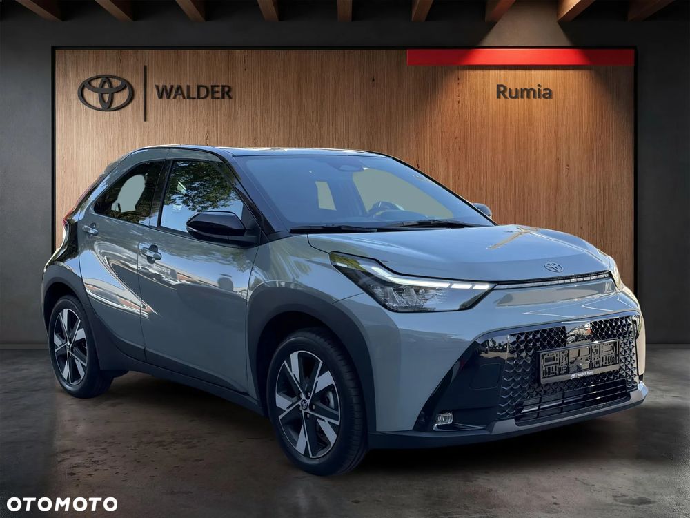 Toyota Aygo X Hybrid 1.5 Style e-CVT - 8