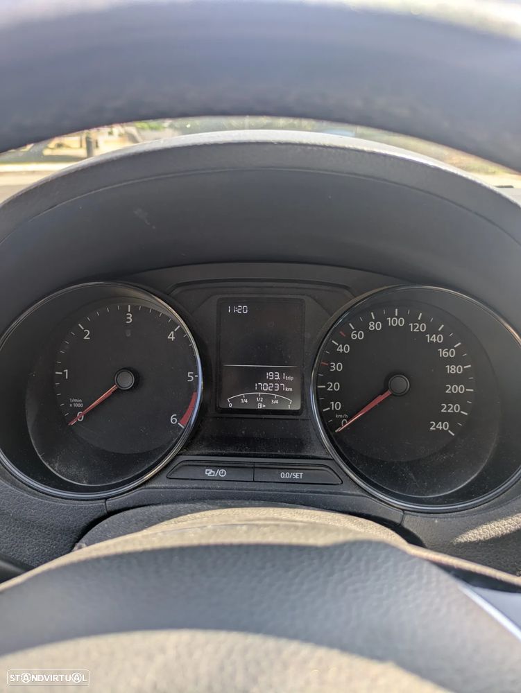 VW Polo 1.4 TDi Trendline - 8