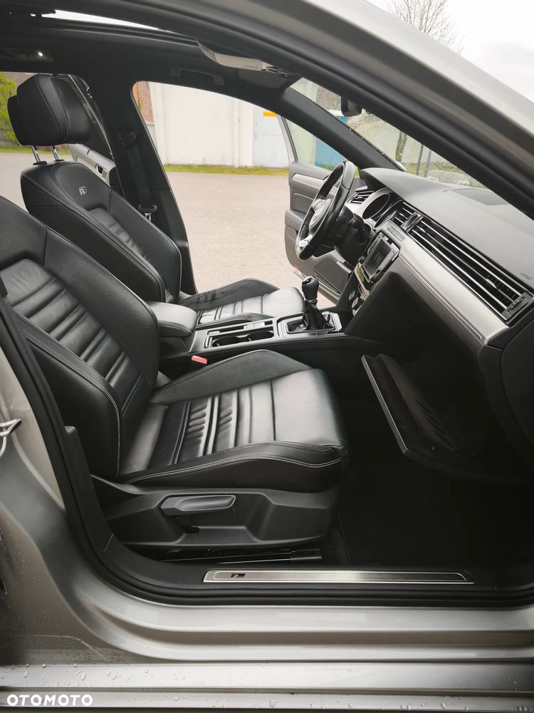 Volkswagen Passat 2.0 TDI SCR (BlueMotion Technology) Highline - 22