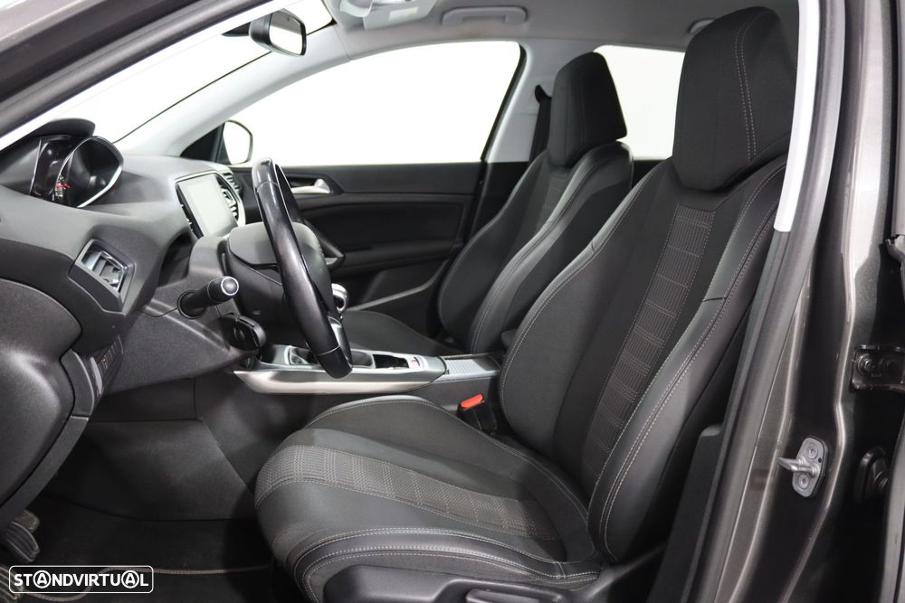 Peugeot 308 130 e-THP Stop & Start Allure - 14