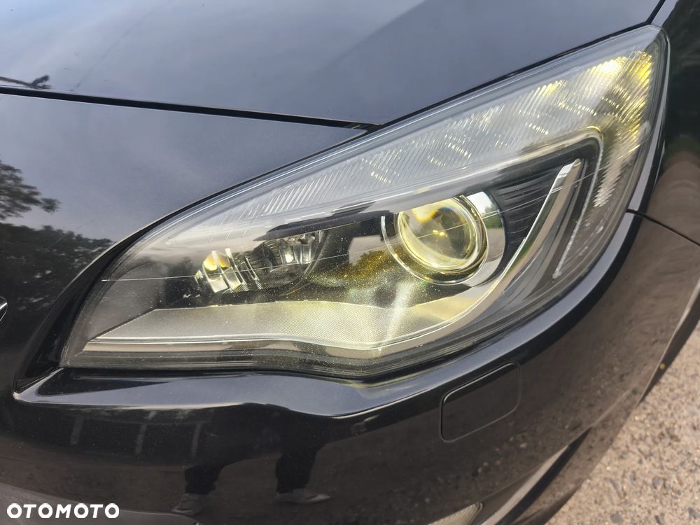 Opel Astra 2.0 CDTI Cosmo S&S - 17
