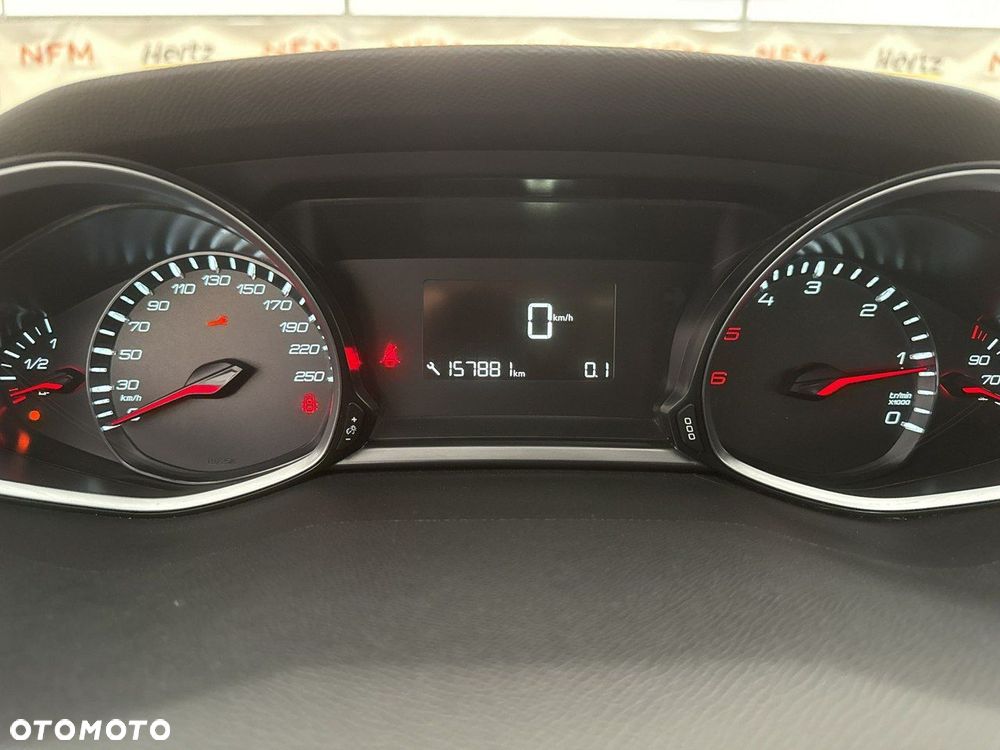 Peugeot 308 - 16
