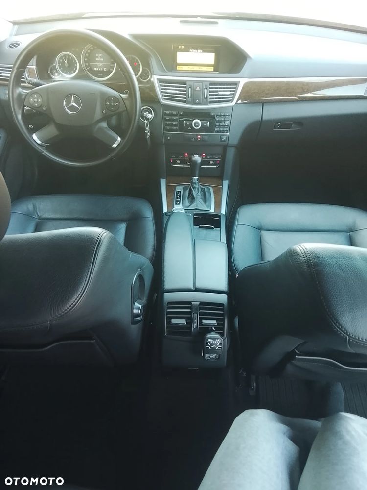 Mercedes-Benz Klasa E - 11