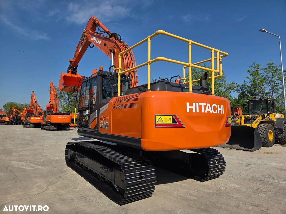 Hitachi ZX210LC-7, 2023, 3.088h, CUPLA RAPIDA, cupa NOUA 1,3mc, Masa operationala 23,4 tone, 3 camere, ad sapare 7m, 3 pompe hidr HITACHI, antifurt, ISUZU, ridica 13t, lant 90% ok, consum 12l/h, posibilitatea leasing 4 ani, CA NOU-PROMOTIE 109.900 Eur+Tva - 12