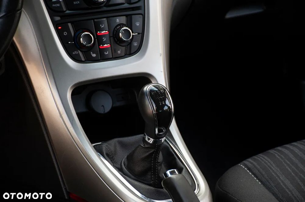 Opel Astra 1.4 Turbo Innovation - 40