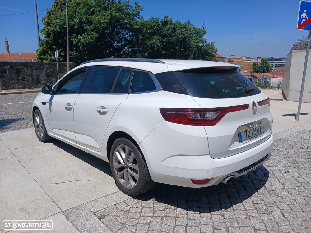Renault Mégane Sport Tourer 1.5 dCi GT Line J18 - 17
