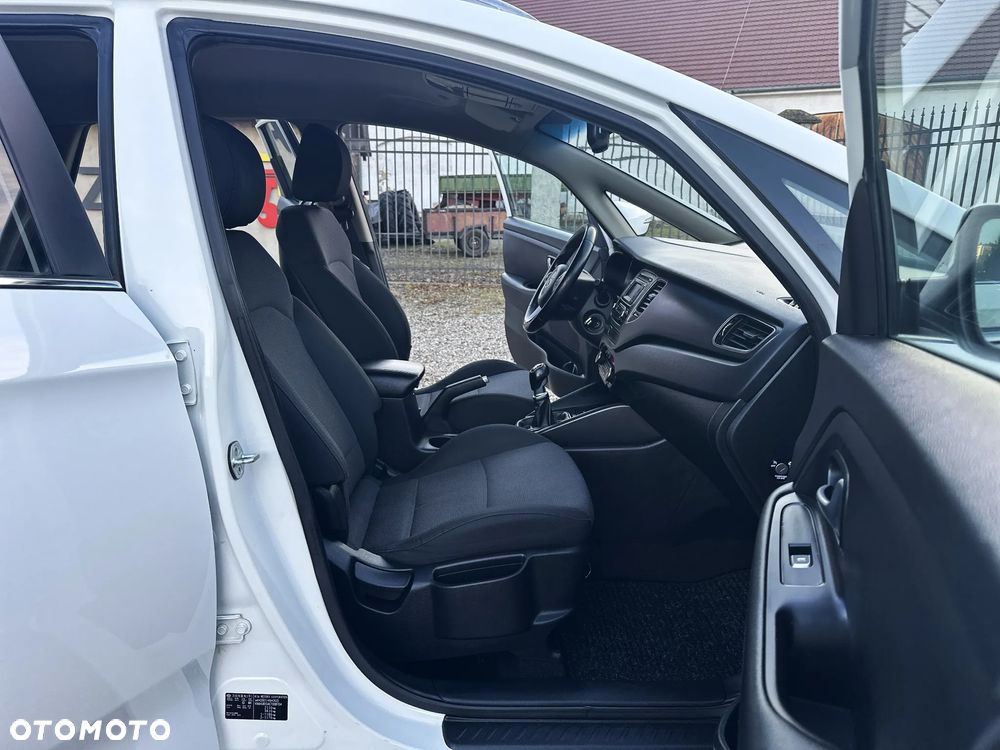 Kia Carens 1.7 CRDi Spirit - 17