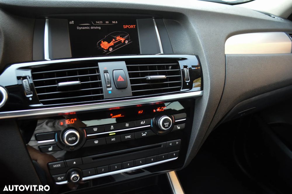 BMW X4 xDrive20i AT Advantage - 11